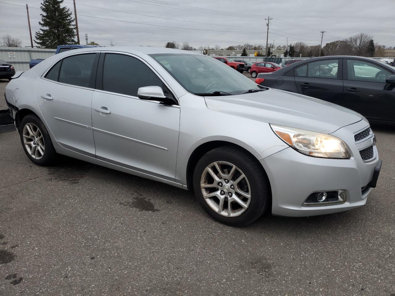 VIN 1G11C5SA2DF225465 2013 CHEVROLET MALIBU no.4