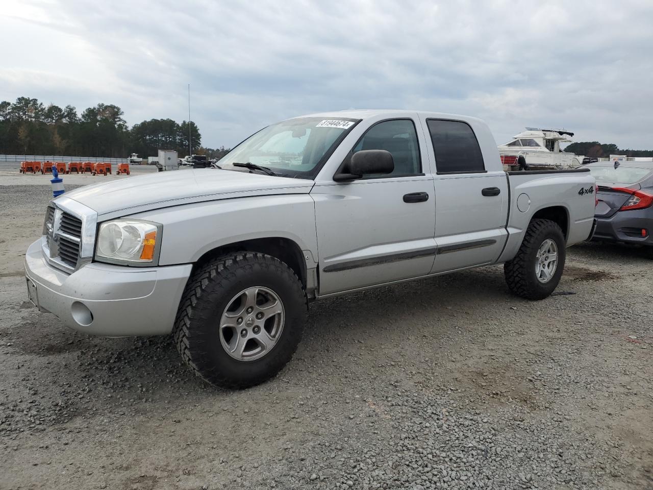 2005 Dodge Dakota - Image 1