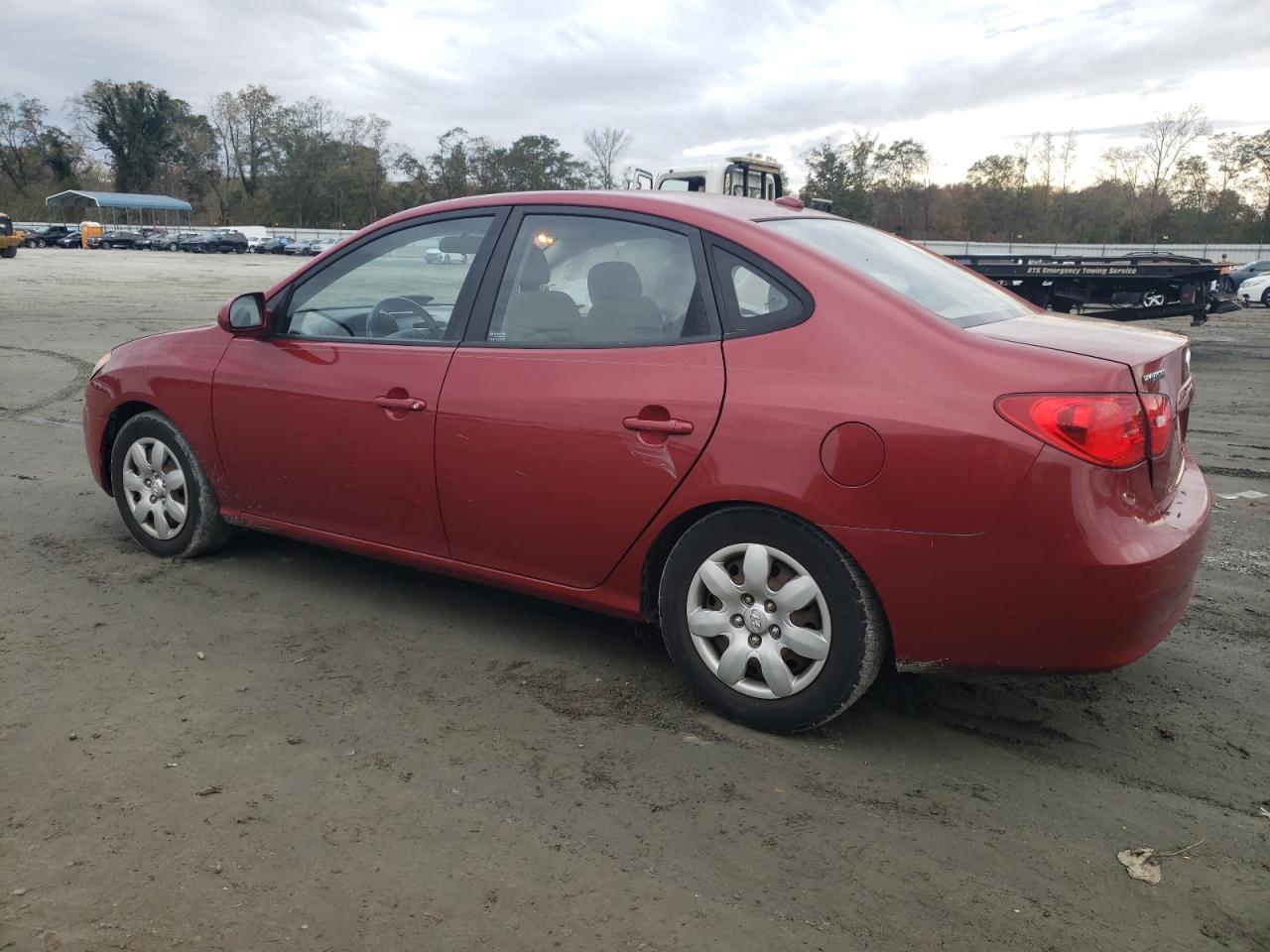 2008 Hyundai Elantra - Image 2