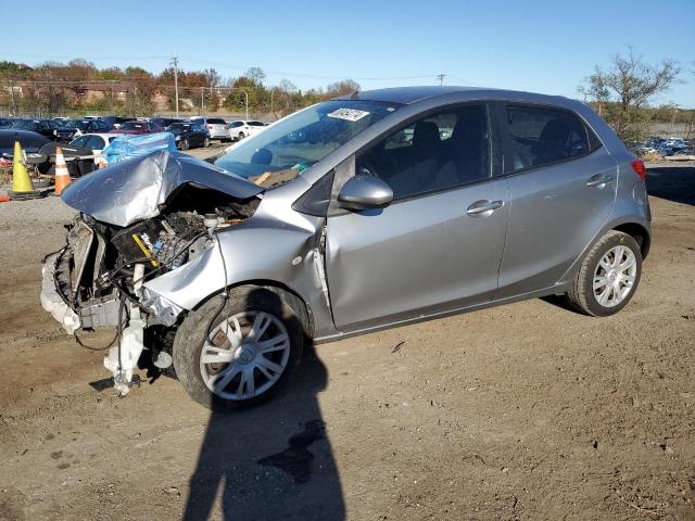 Hatchbacks MAZDA 2 2013 Silver