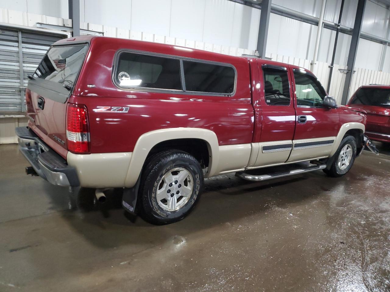 2005 Chevrolet Silverado - Image 3