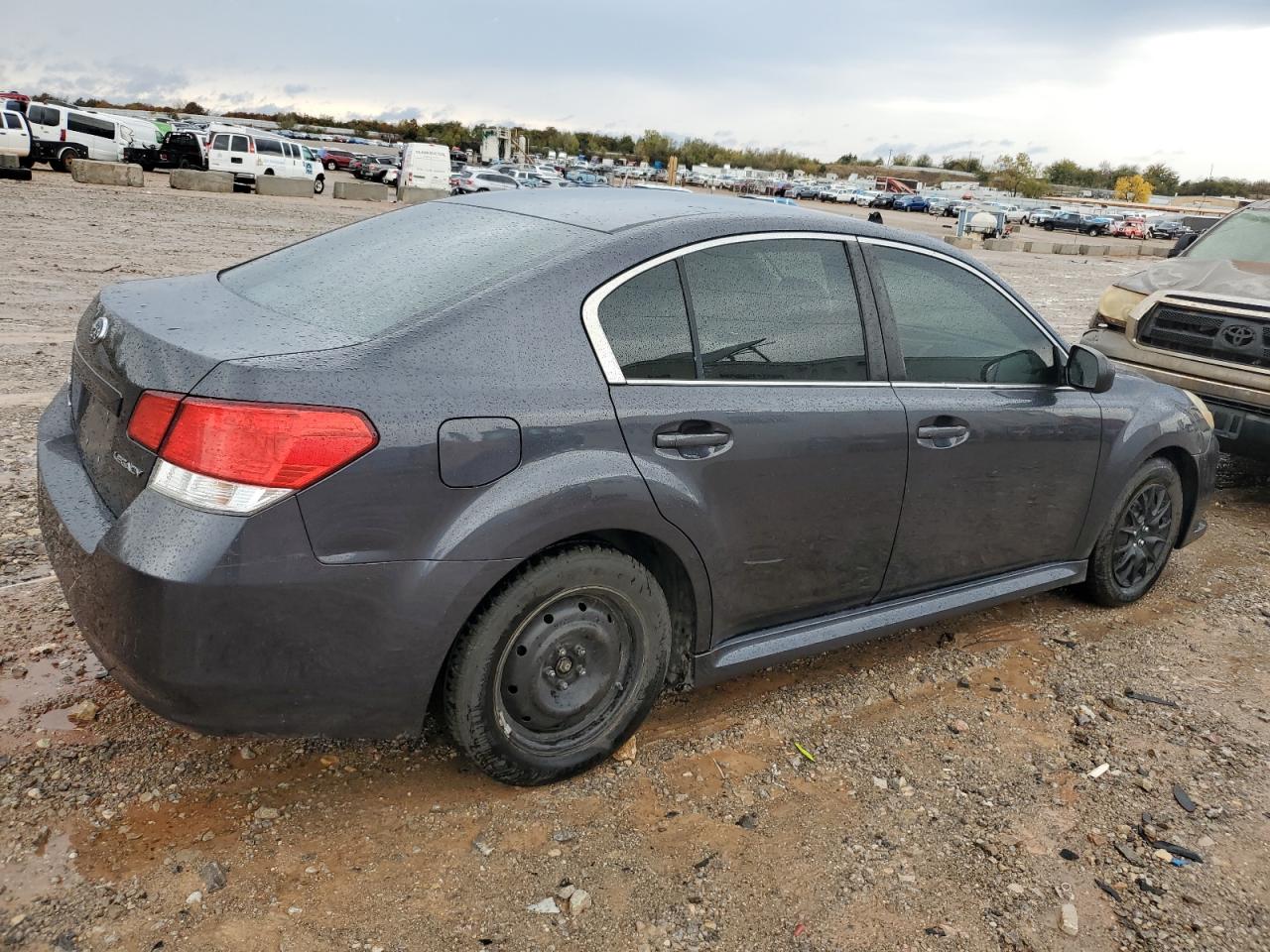 VIN 4S3BMCA69D3013917 2013 SUBARU LEGACY no.3