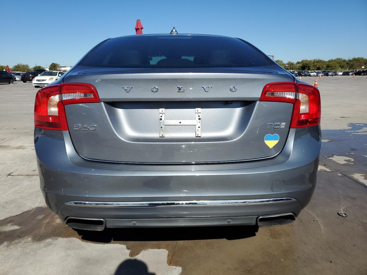2017 Volvo S60 - Image 6