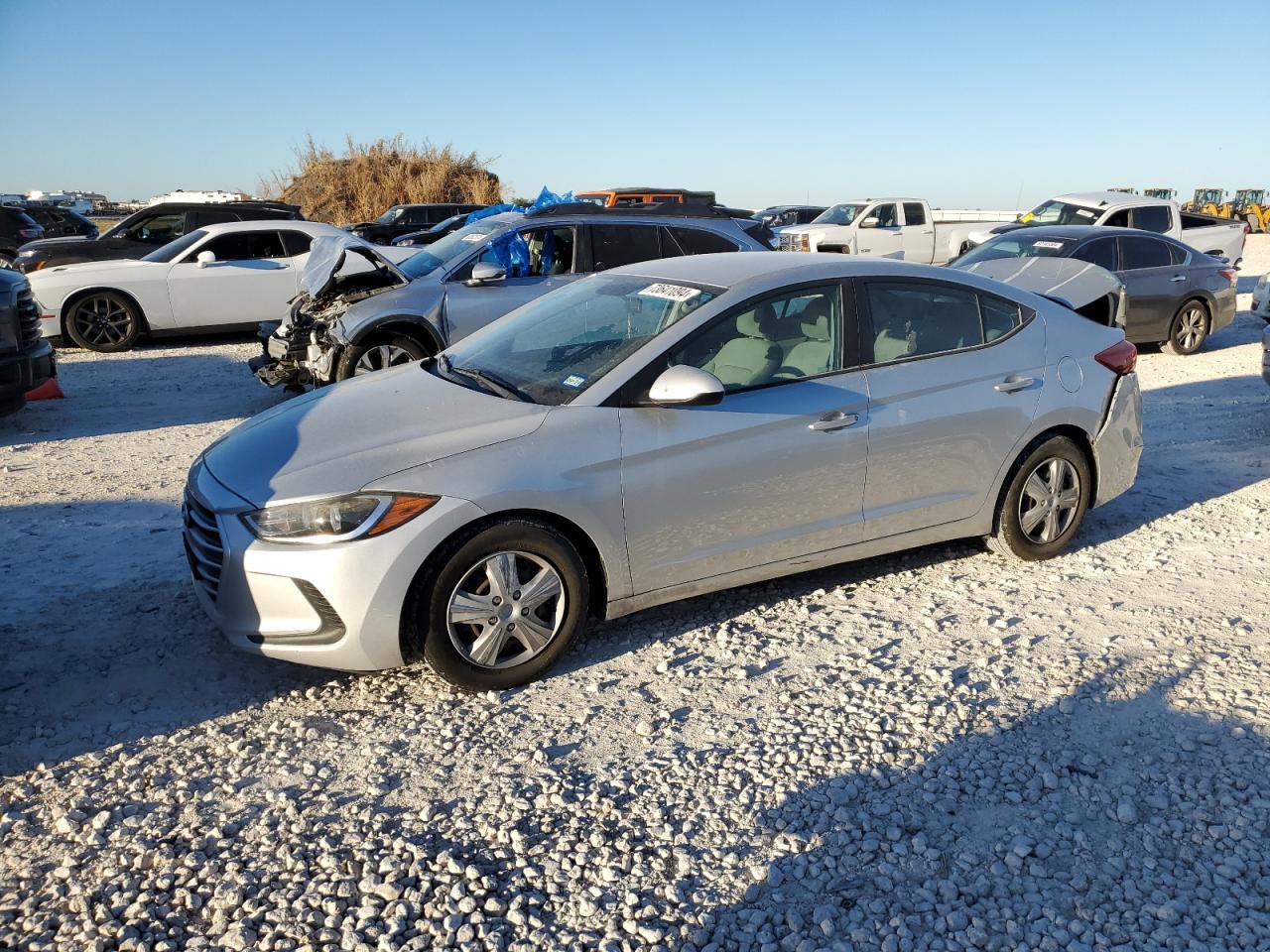 VIN 5NPD74LF5HH070273 2017 HYUNDAI ELANTRA no.1