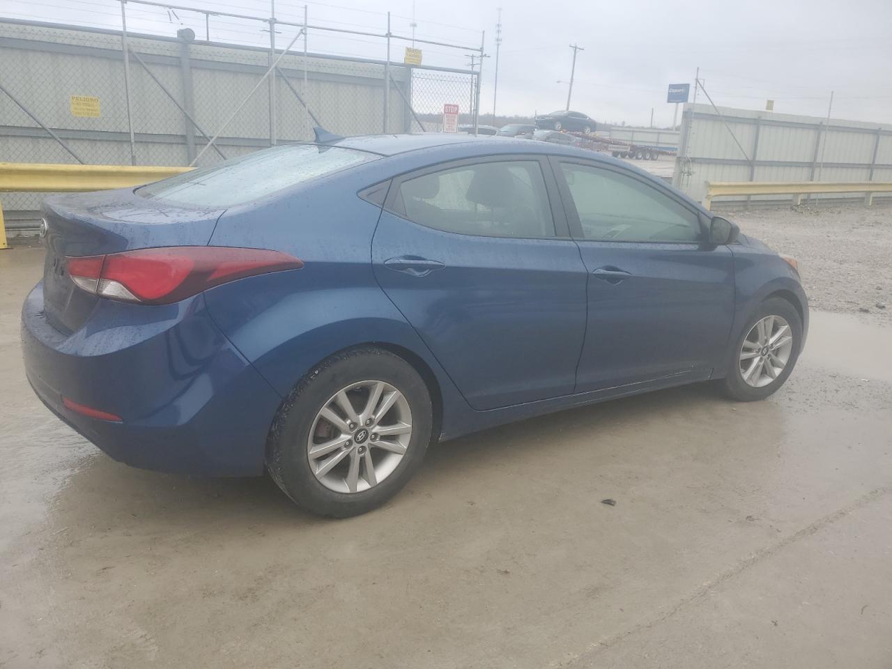 VIN KMHDH4AE6FU322134 2015 HYUNDAI ELANTRA no.3