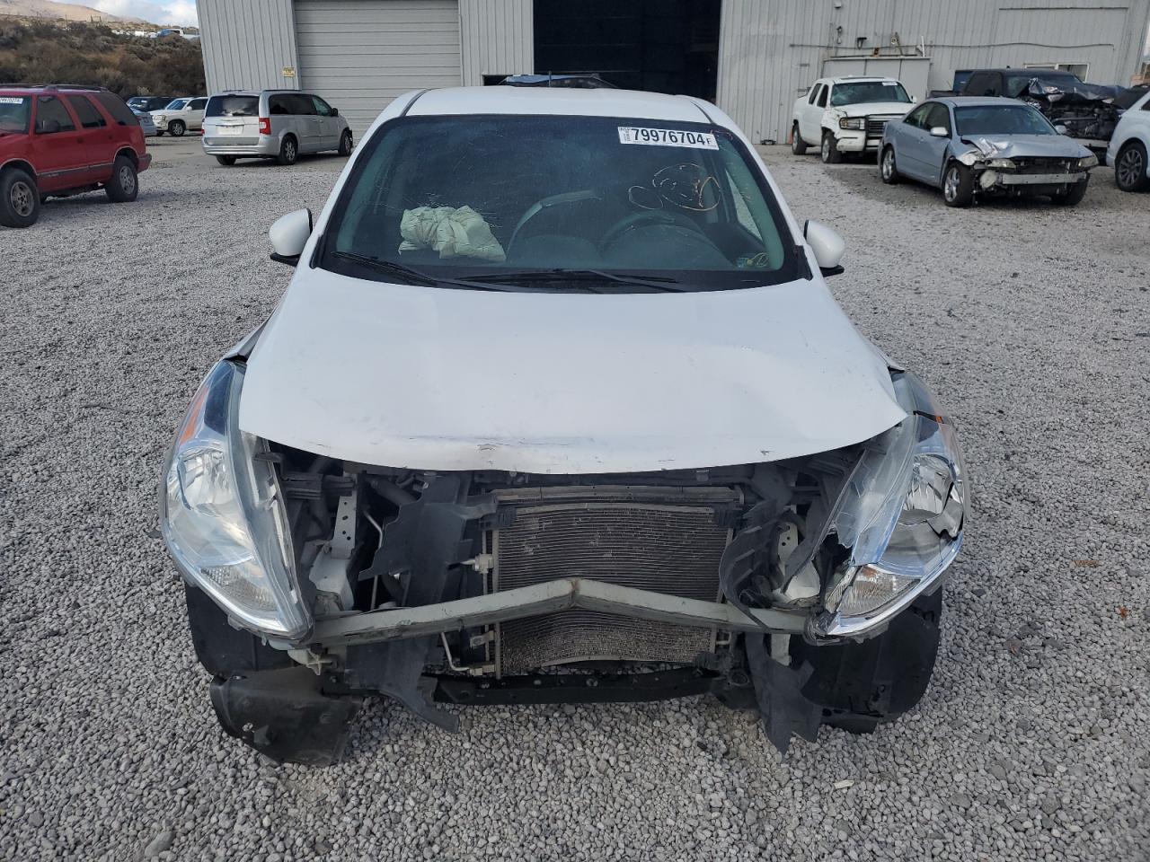 VIN 3N1CN7AP3GL850174 2016 NISSAN VERSA no.5