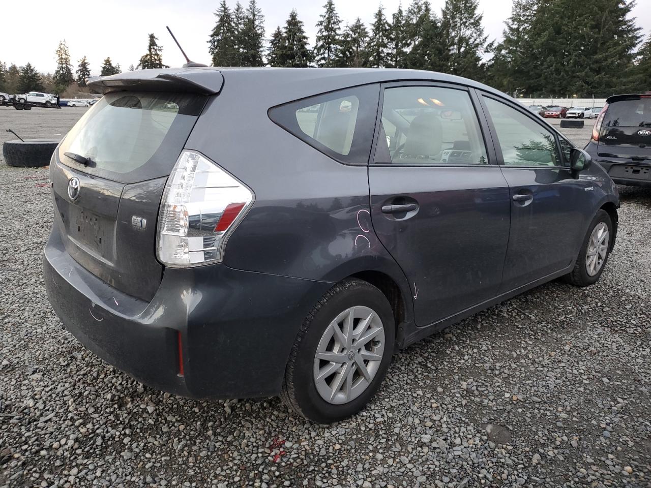 VIN JTDZN3EUXD3208817 2013 TOYOTA PRIUS no.3