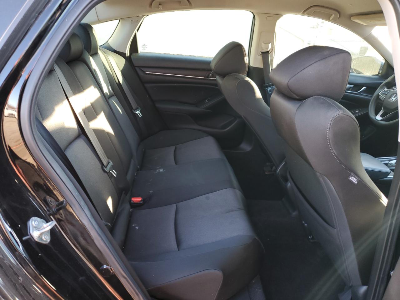 2018 Honda Accord - Image 10