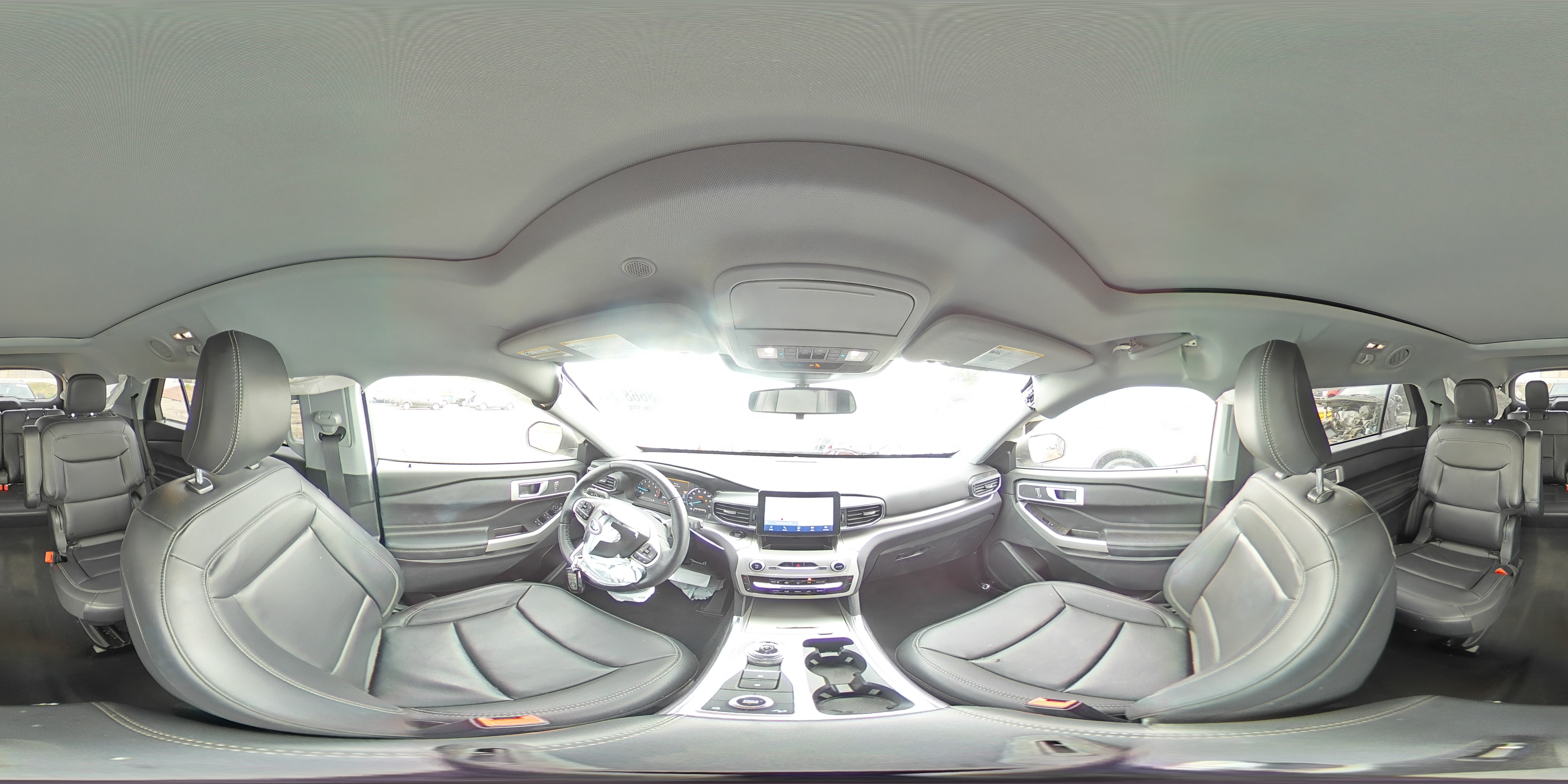 2022 Ford Explorer - Image 15