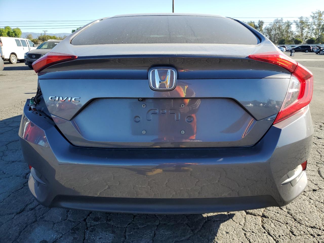 2018 Honda Civic Lx VIN: 2HGFC2F55JH501805 Lot: 79683994