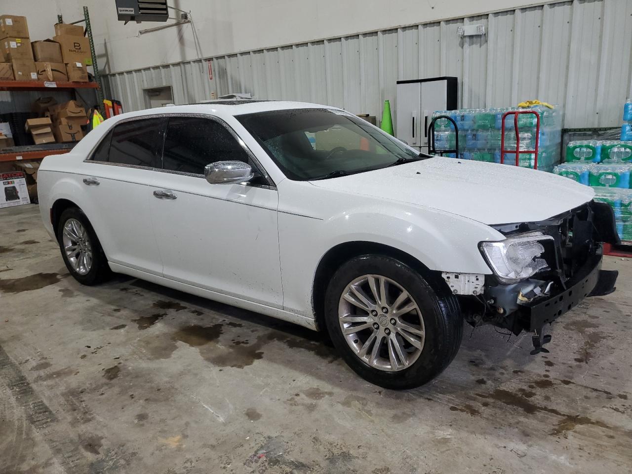 VIN 2C3CCAEG2GH342656 2016 CHRYSLER 300 no.4