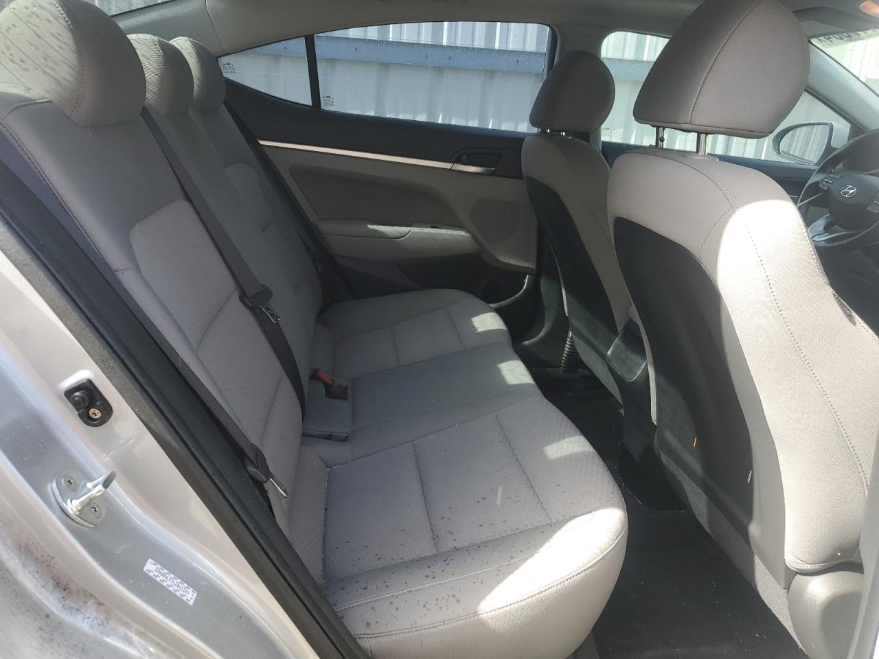 2020 Hyundai Elantra - Image 10
