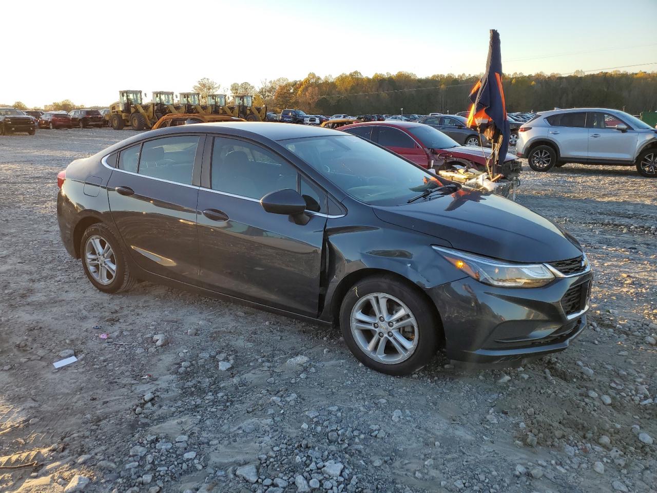 2018 Chevrolet Cruze - Image 4