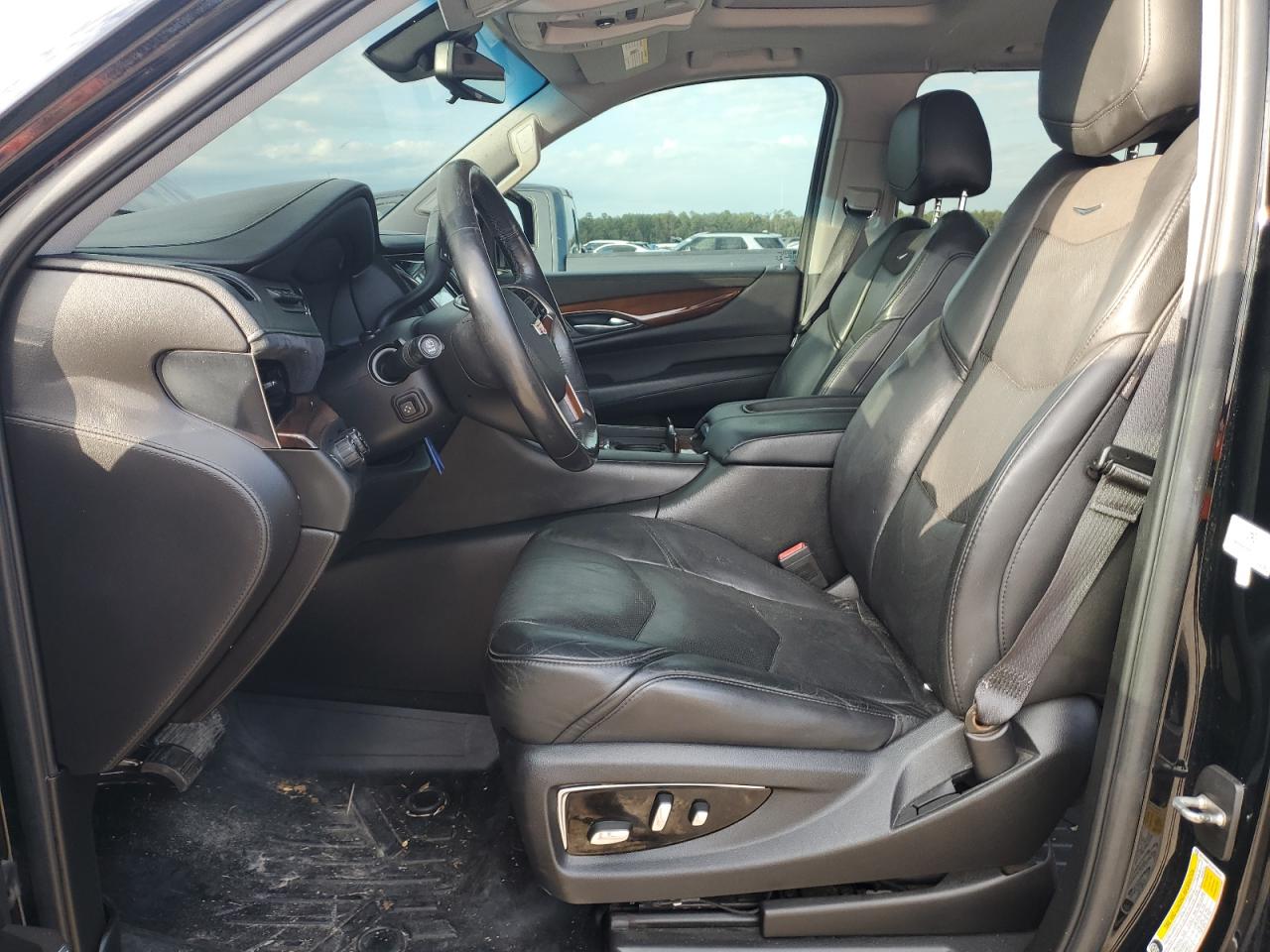 2018 Cadillac Escalade - Image 7