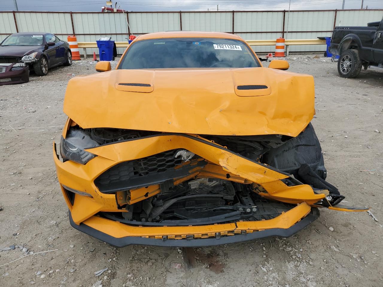 2019 Ford Mustang - Image 5