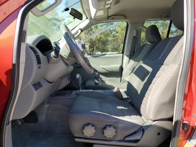  NISSAN FRONTIER 2013 Червоний