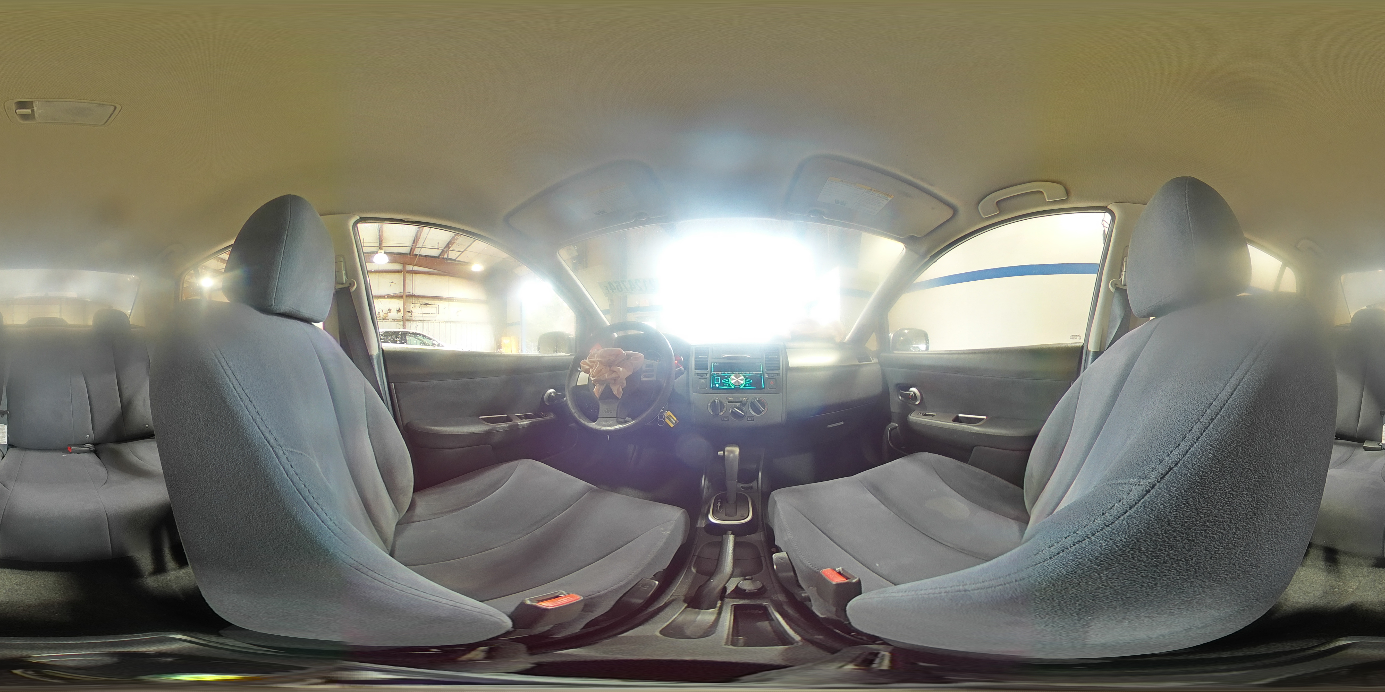 2008 Nissan Versa - Image 13