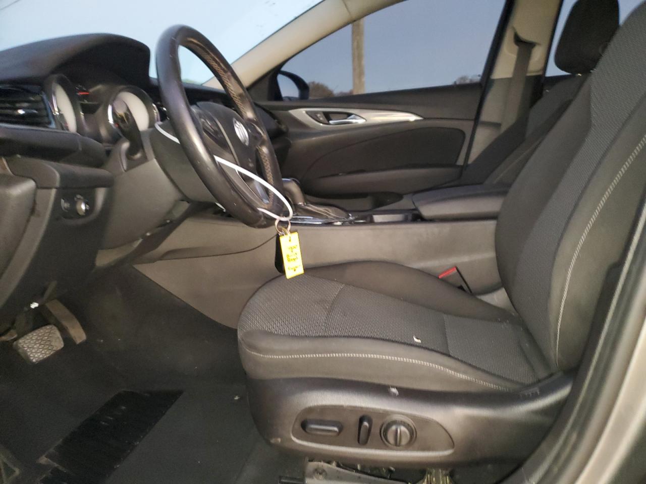 2018 Buick Regal - Image 7