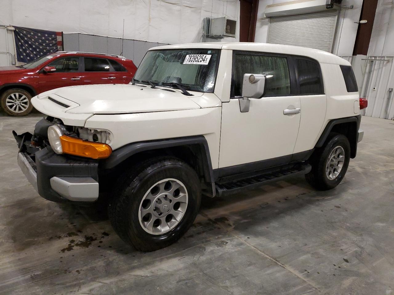 2013 TOYOTA FJ CRUISER