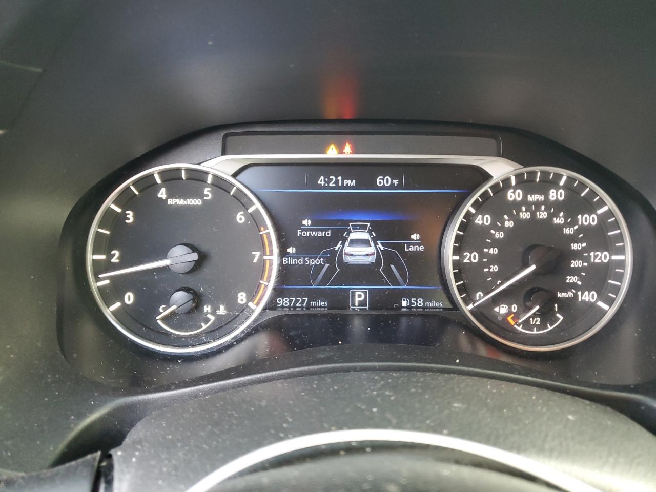 2021 Nissan Altima - Image 9