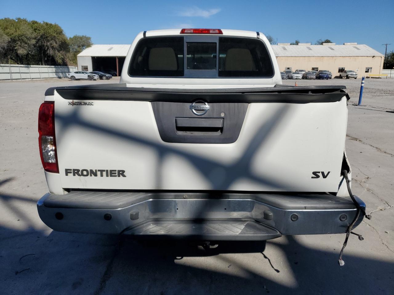 2016 Nissan Navara (Frontier) - Image 6