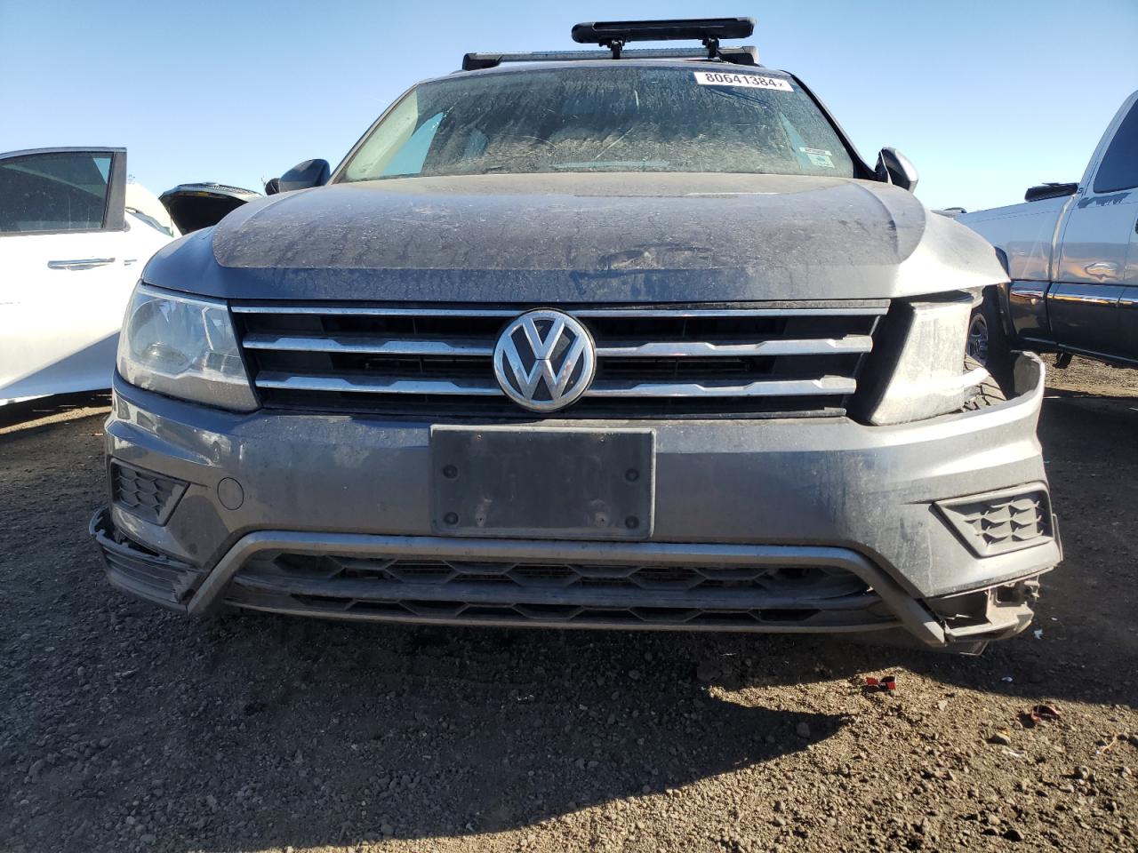2018 Volkswagen Tiguan - Image 5