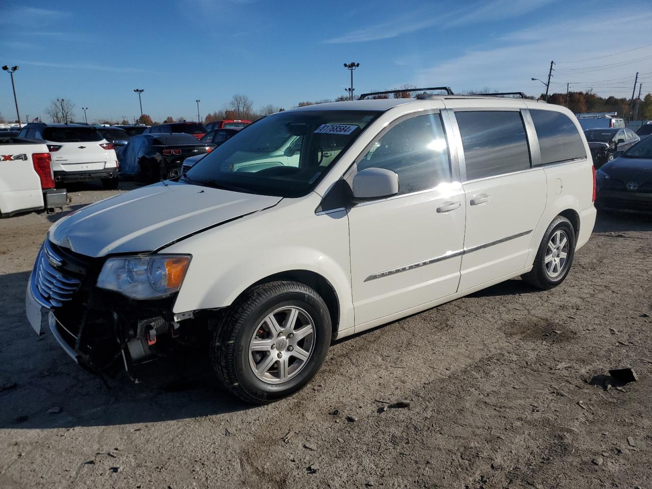 2013 Chrysler Town & Country - Image 1