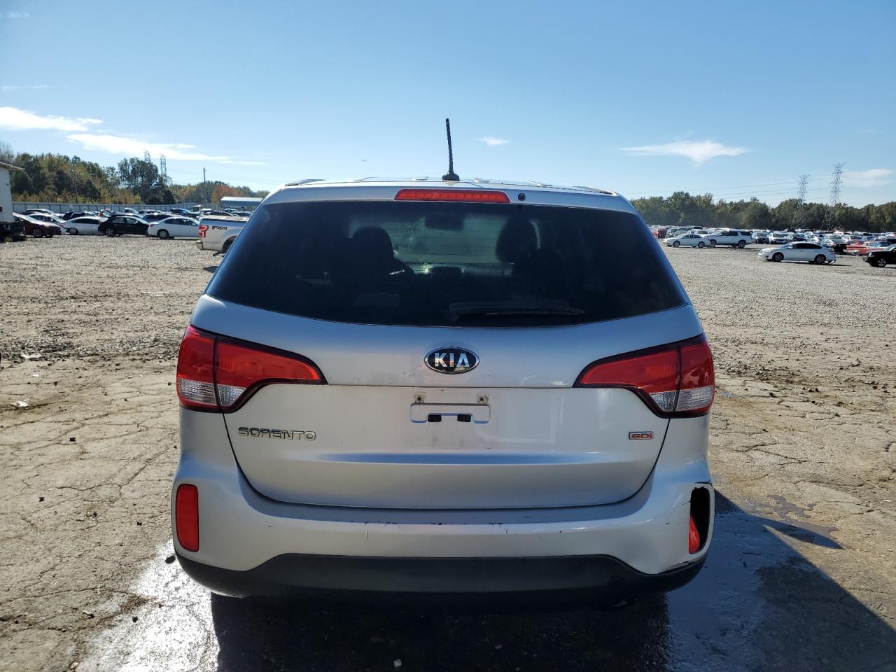 2014 Kia Sorento Lx VIN: 5XYKT3A64EG521972 Lot: 81234974