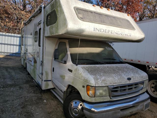 Glassboro, NJ에서 판매 중인 2003 Ford Econoline E450 Super Duty Cutaway Van - Normal Wear