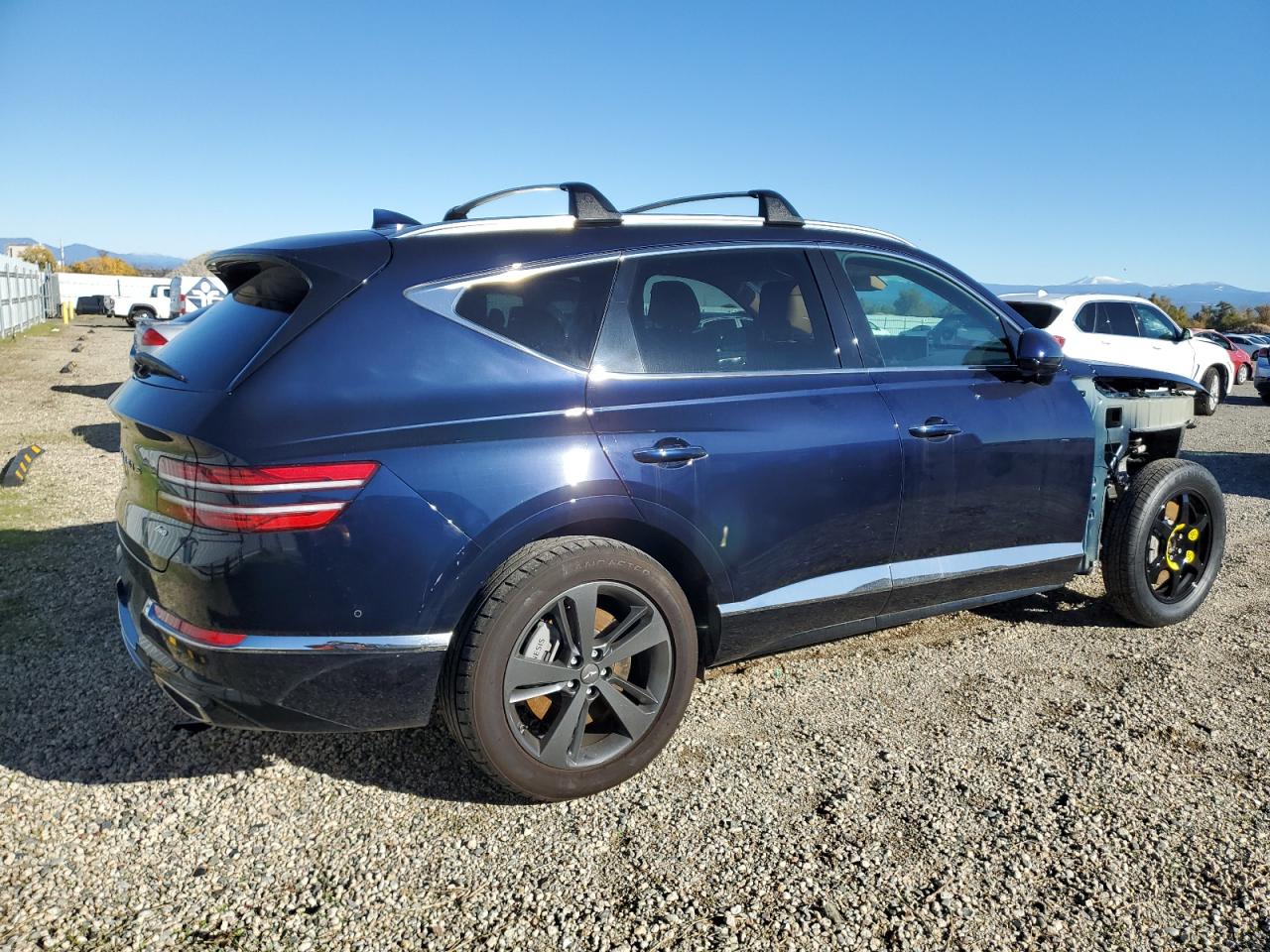 2024 Genesis GV80 - Image 3