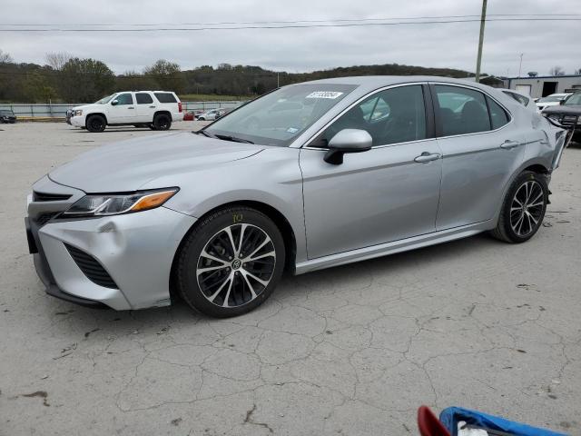  TOYOTA CAMRY 2018 Серебристый