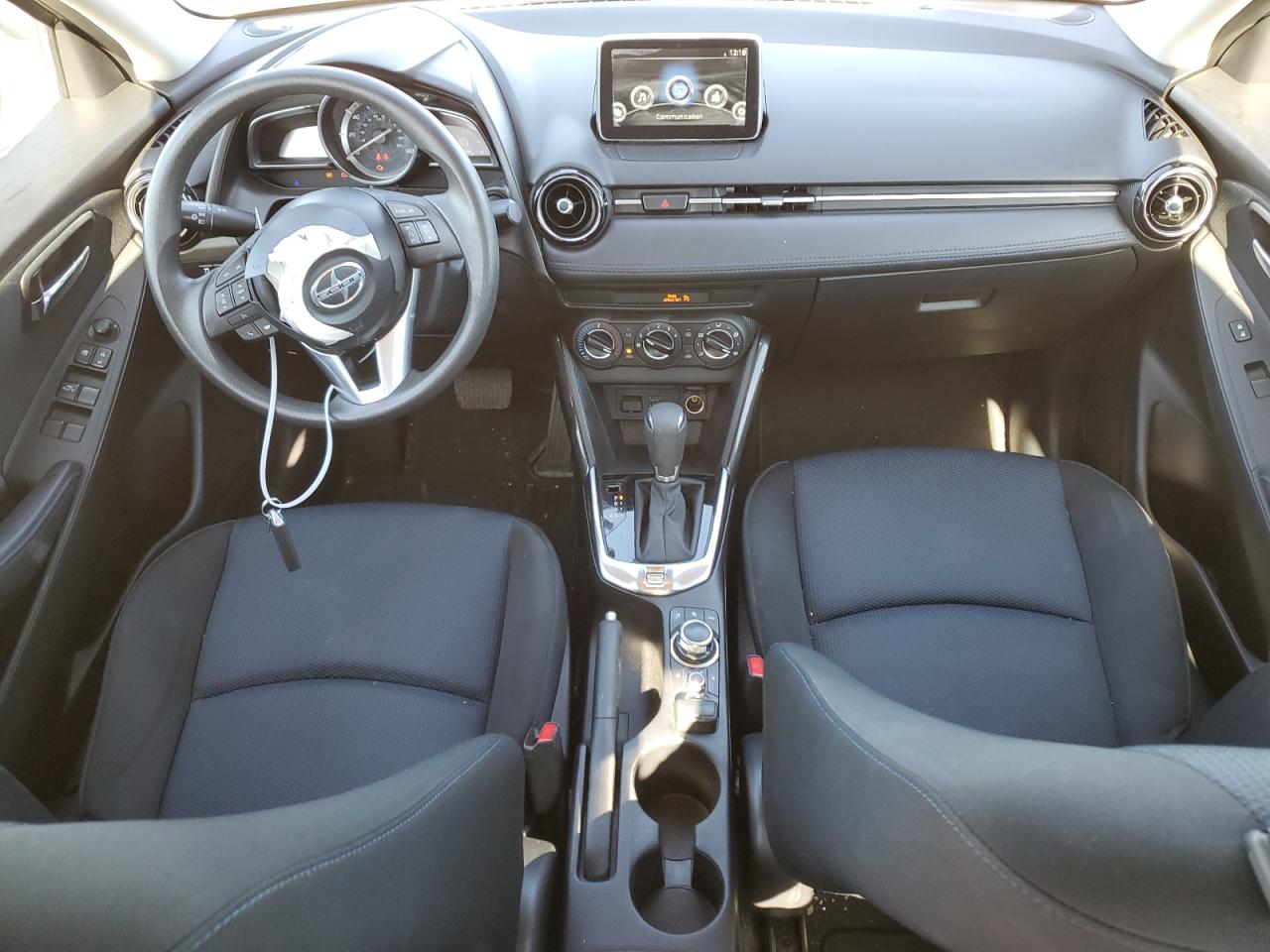 2016 Scion iA - Image 8