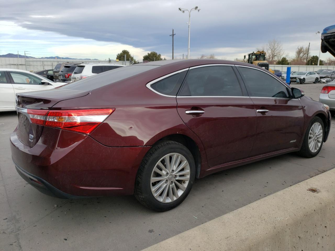 2015 Toyota Avalon - Image 3