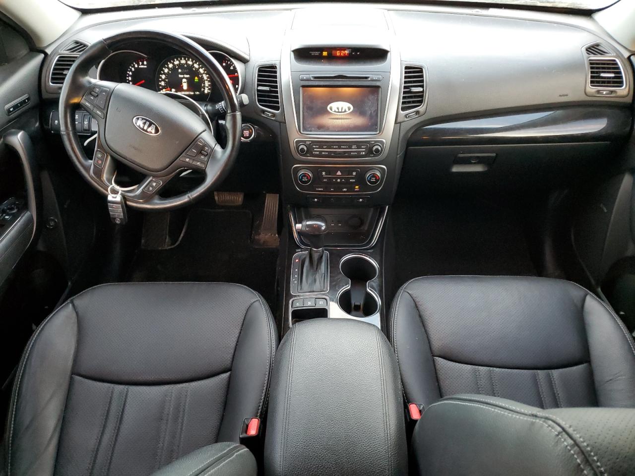 2014 Kia Sorento - Image 8
