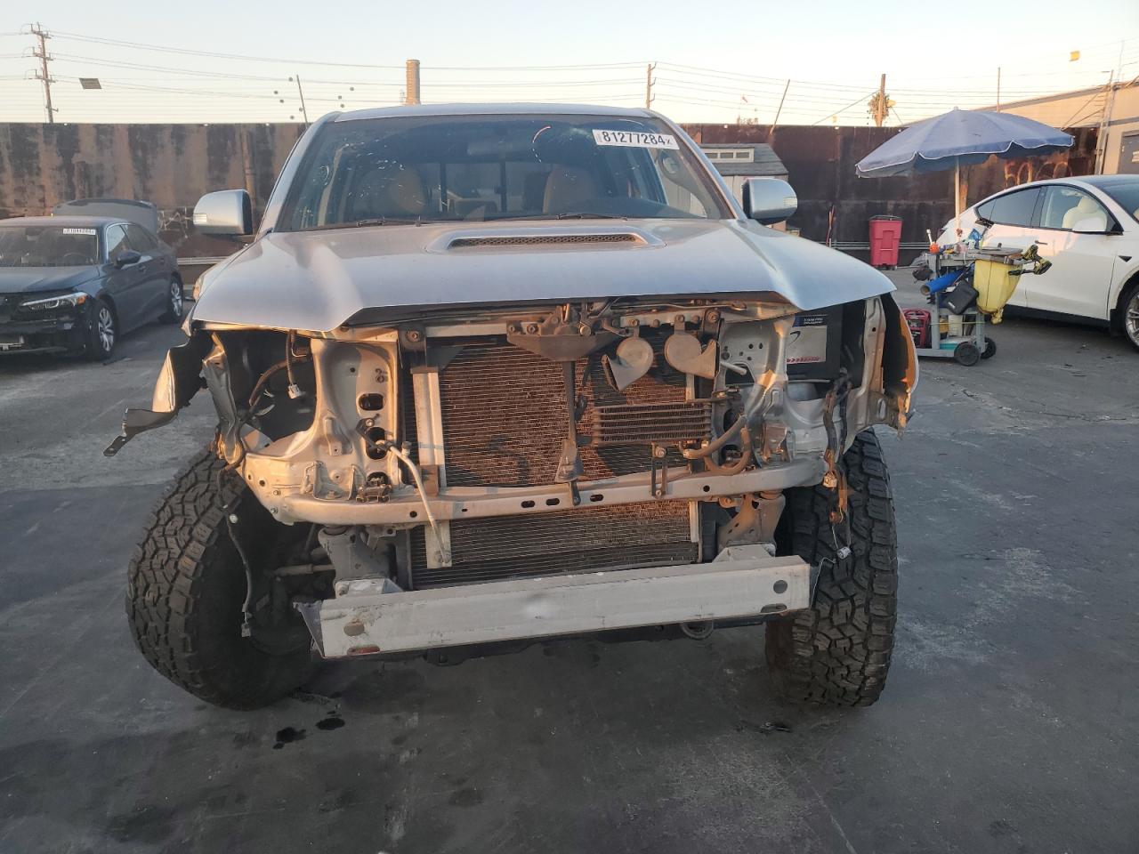 2015 Toyota Tacoma - Image 5