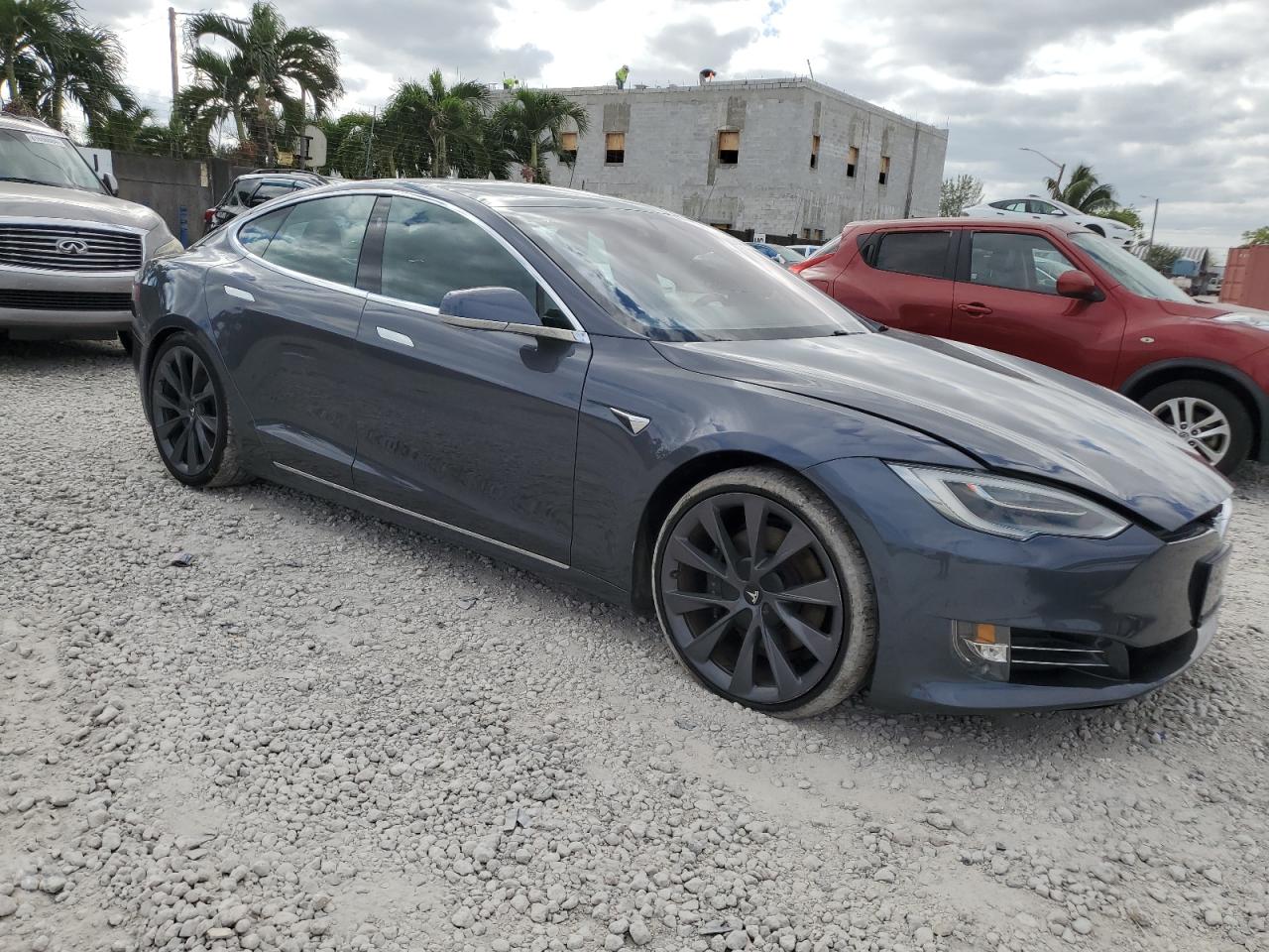 VIN 5YJSA1E26MF423601 2021 TESLA MODEL S no.4