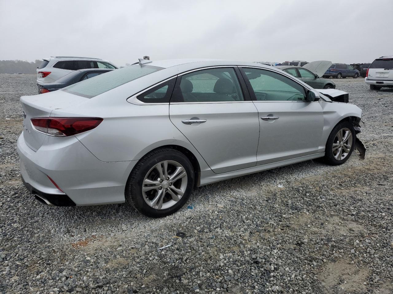 2018 Hyundai Sonata - Image 3