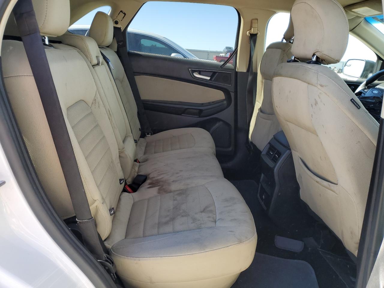 2016 Ford Edge - Image 11