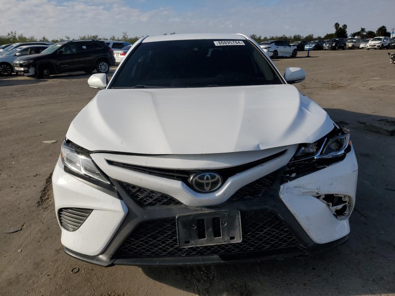 VIN 4T1B11HK2KU823523 2019 TOYOTA CAMRY no.5