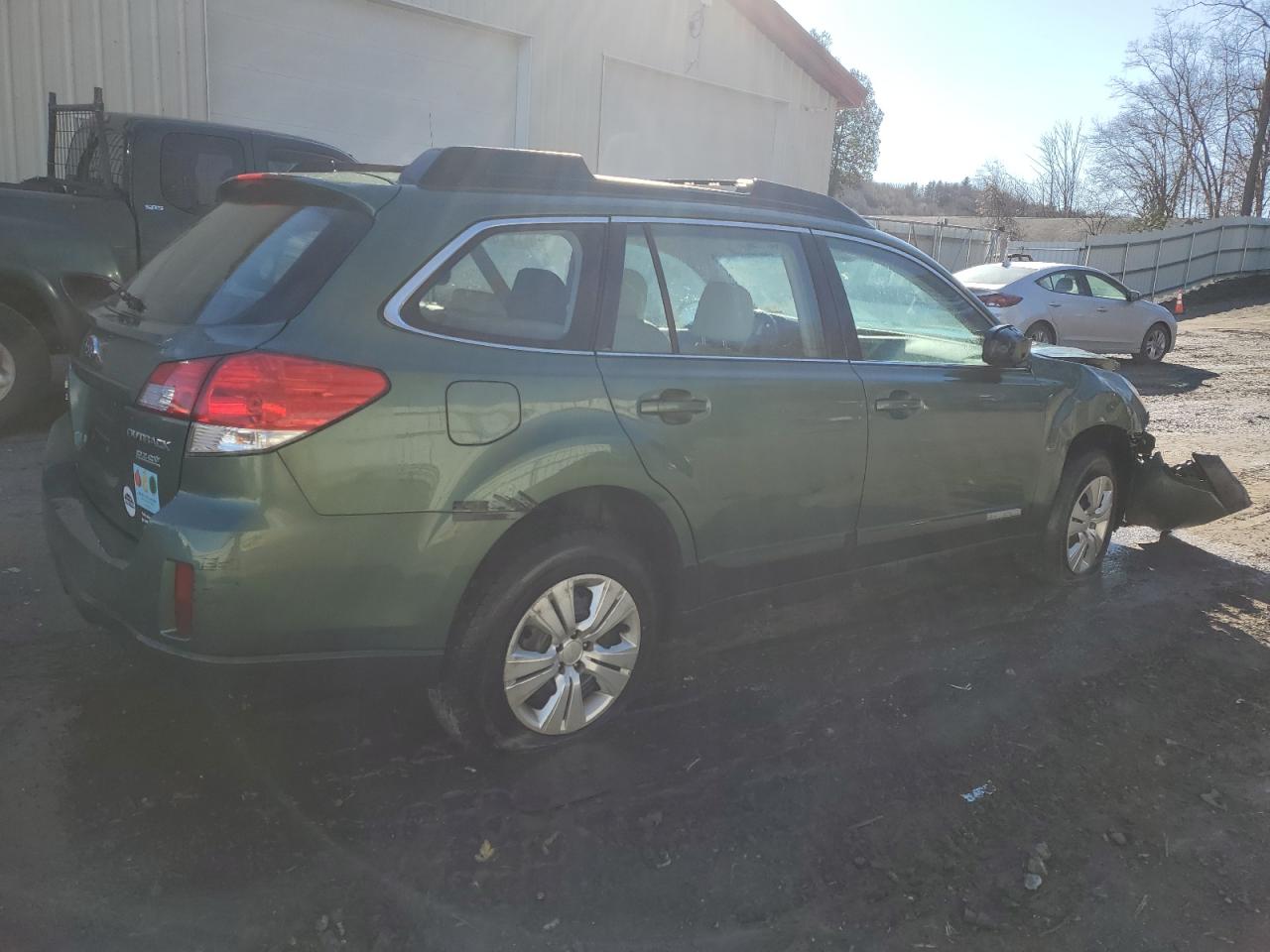 2011 Subaru Outback - Image 3