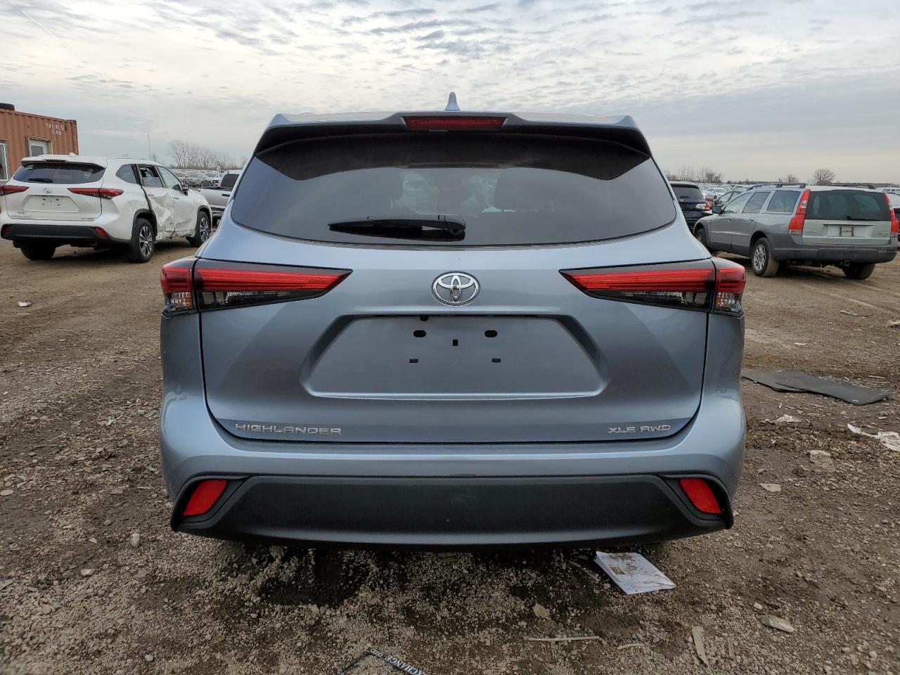 2020 Toyota Highlander - Image 6