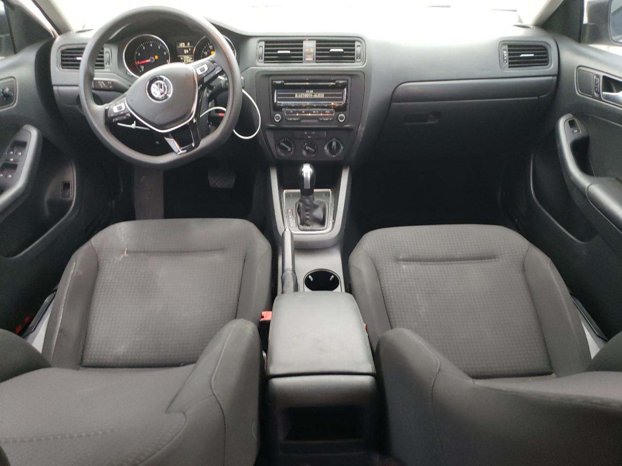 2015 Volkswagen Jetta - Image 8