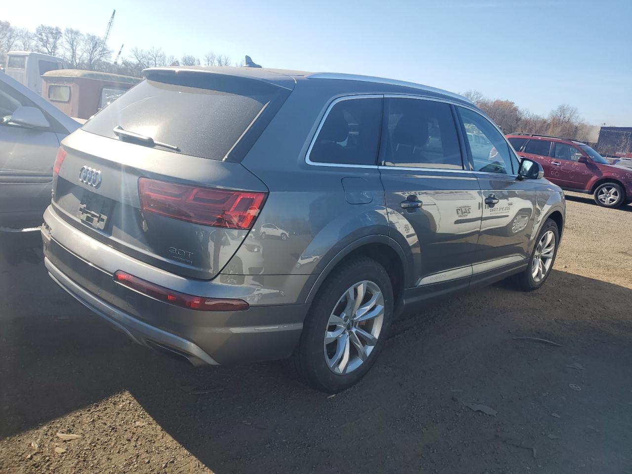 VIN WA1LAAF78JD010090 2018 AUDI Q7 no.3