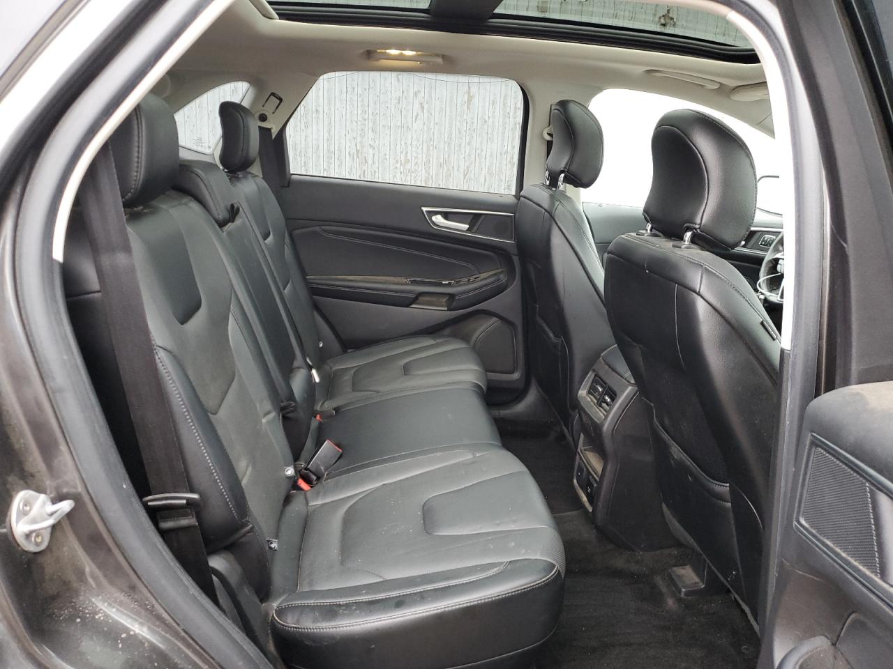 2018 Ford Edge - Image 11