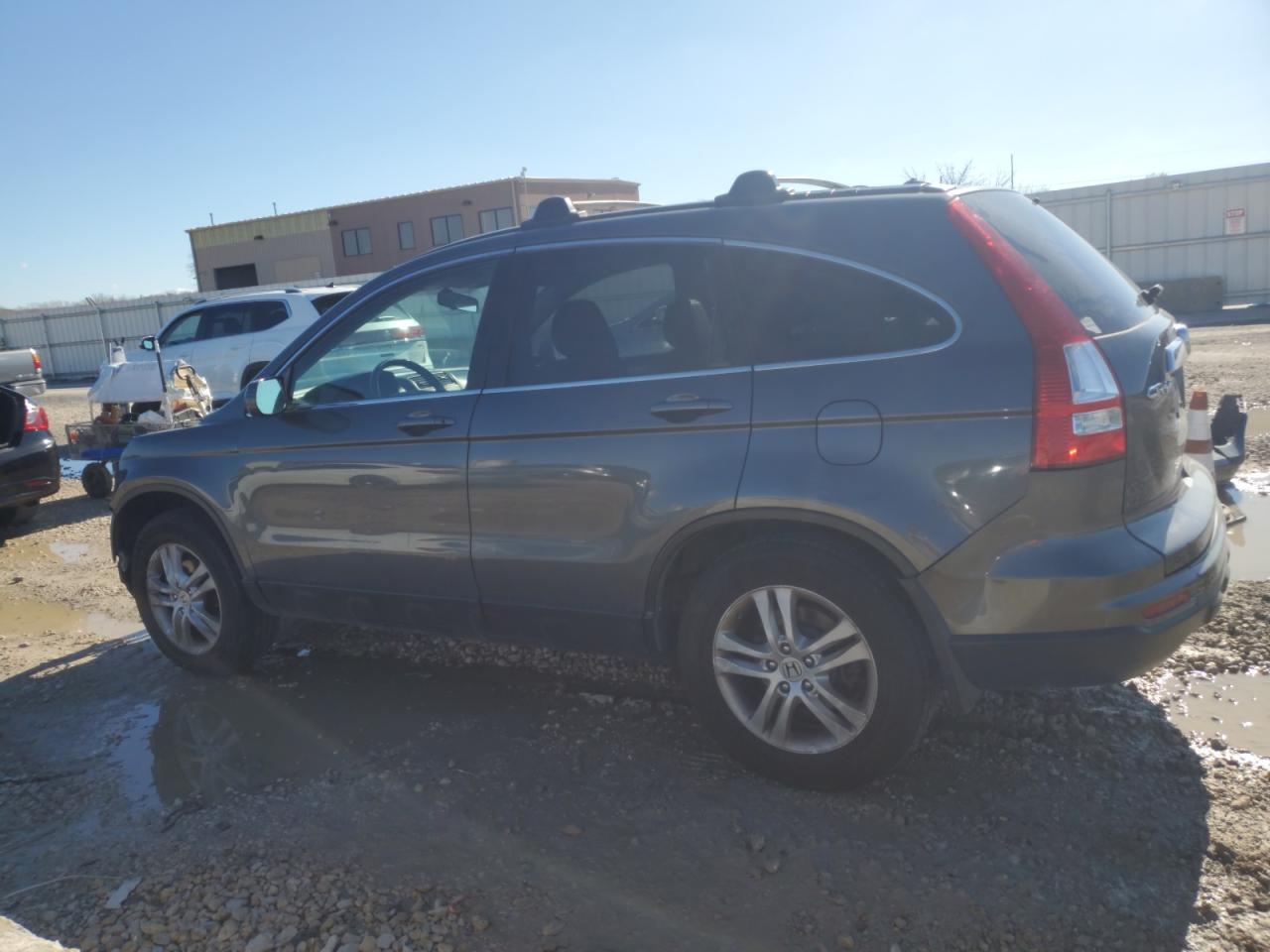 2011 Honda CR-V - Image 2