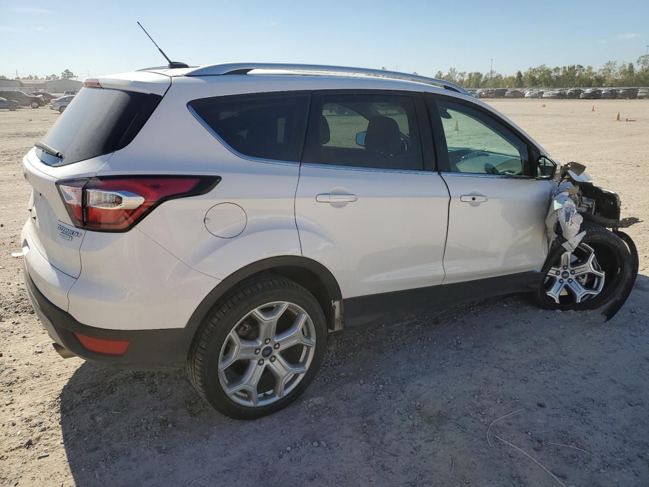 2017 Ford Escape - Image 3