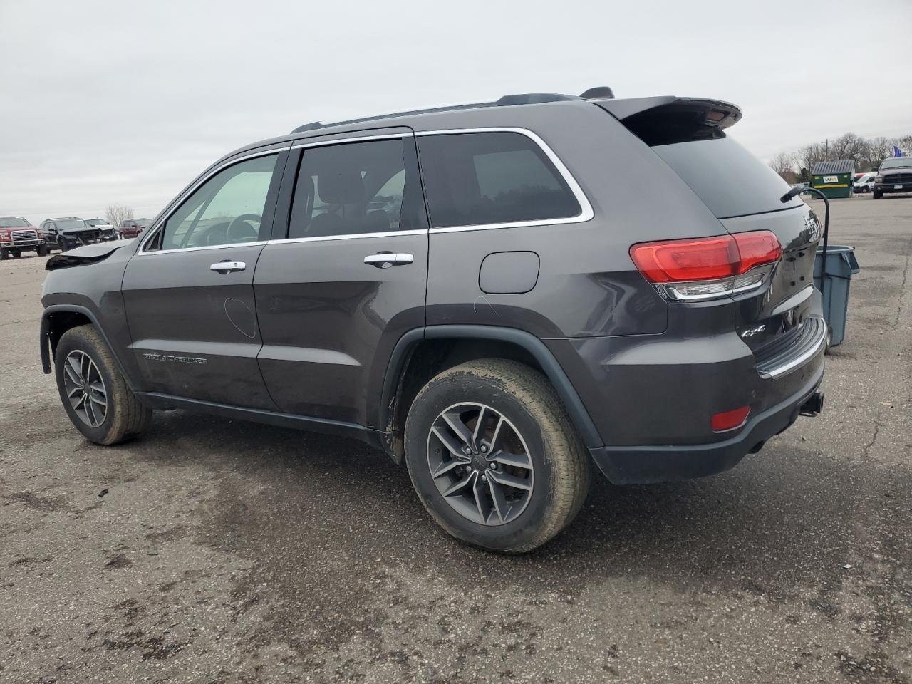 2019 Jeep Grand Cherokee - Image 2