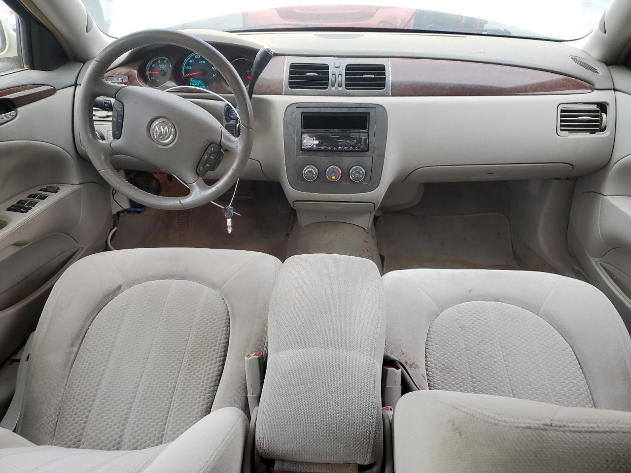 2011 Buick Lucerne - Image 8