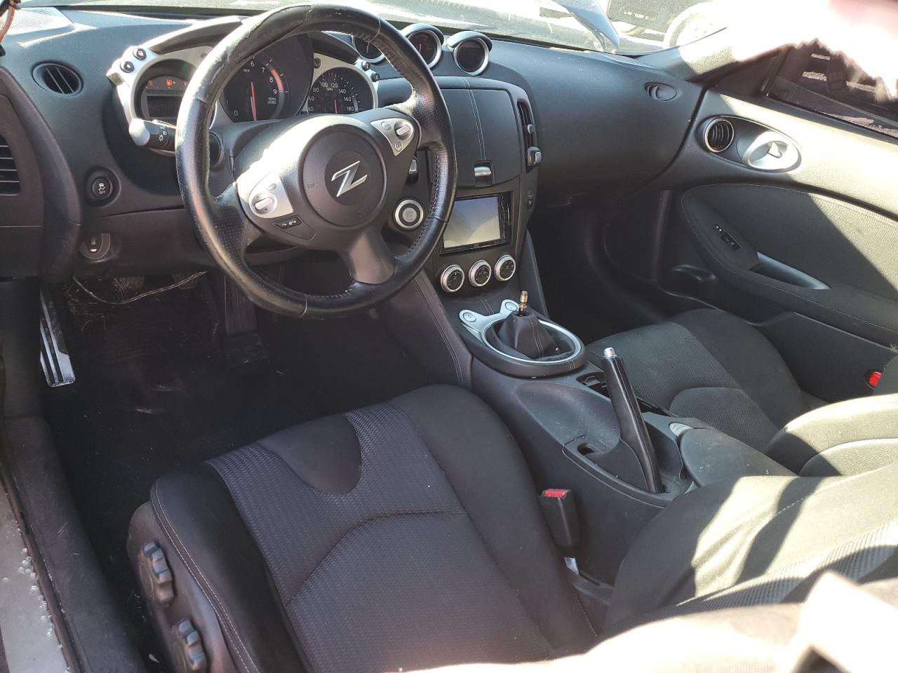 2014 Nissan 370Z - Image 8