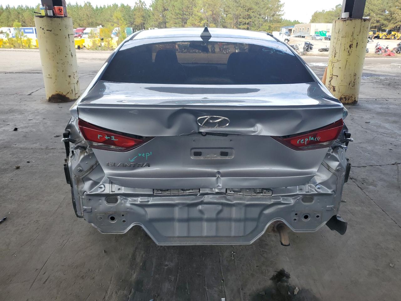 VIN 5NPD84LF1HH002436 2017 HYUNDAI ELANTRA no.6